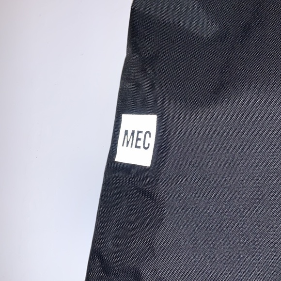 MEC Mountain Equipment Coop Black Splash Pants - Toddler’s Size 5 - Picture 9 of 10